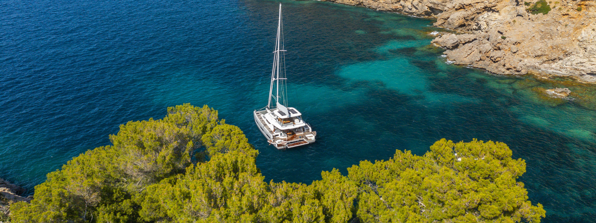 LAGOON 60