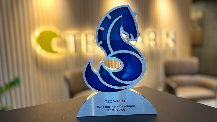 2022 Beneteau Awards goes to Tezmarin!